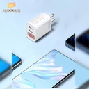 XO L95 (US) Digital Display Dual USB 2.4A Charger