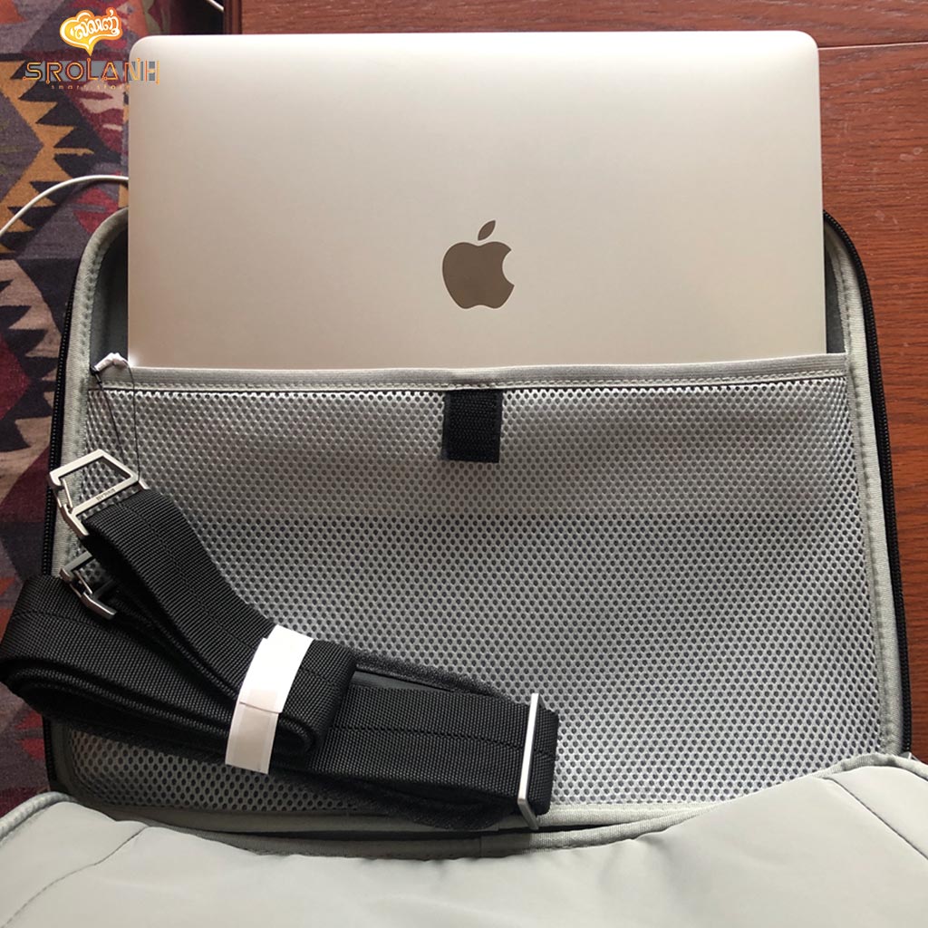 RIVACASE Melange Macbook Pro and Untrabook 13.3inch 8823